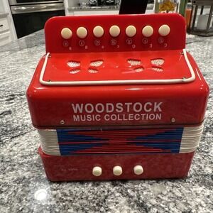 Woodstock Music Collection Accordion Squeezebox Musical Instrument #9‎